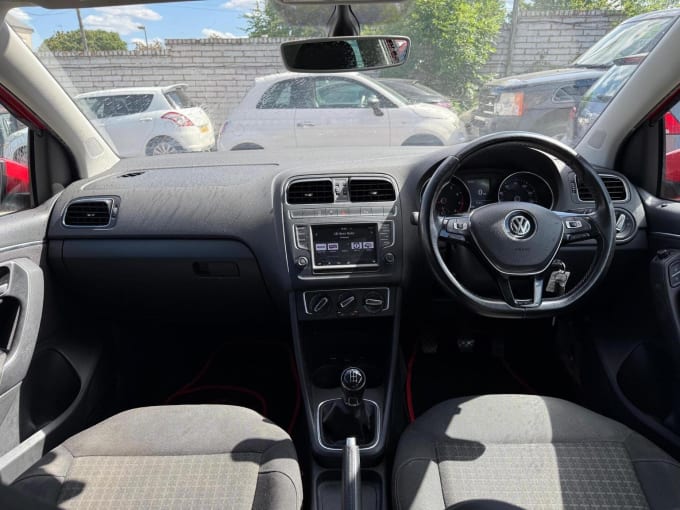 2017 Volkswagen Polo