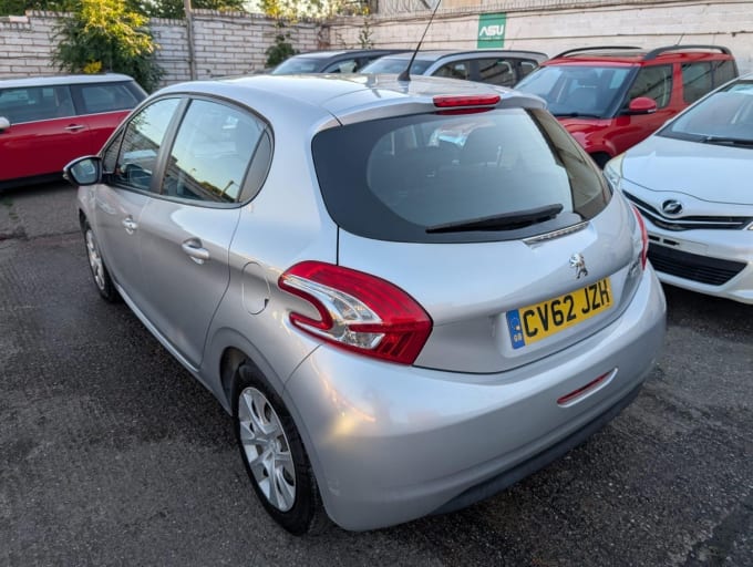 2012 Peugeot 208