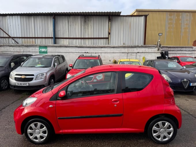 2011 Peugeot 107