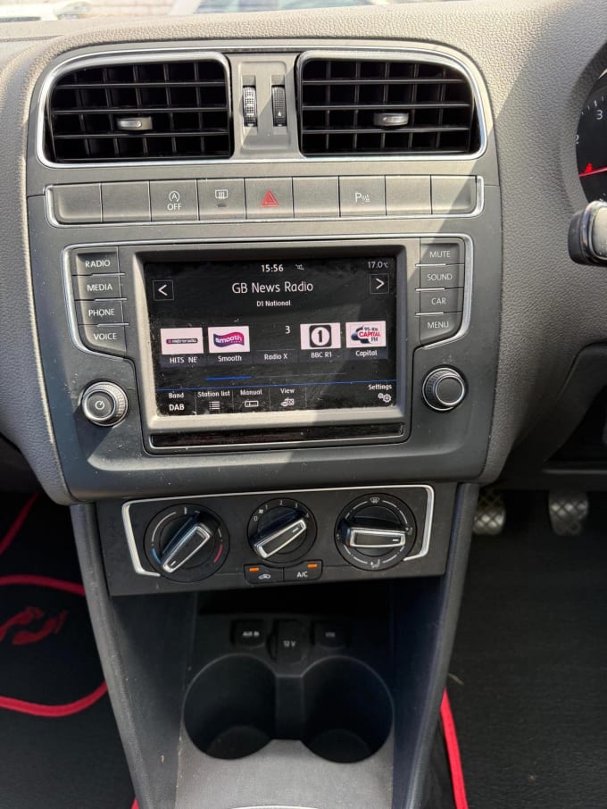 2017 Volkswagen Polo