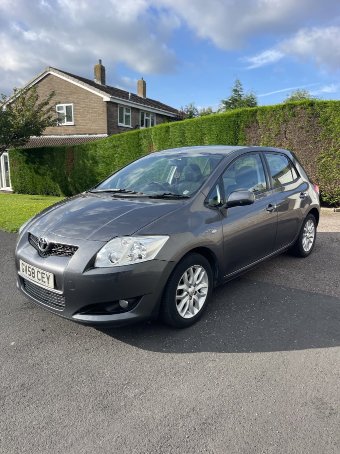 2008 Toyota Auris