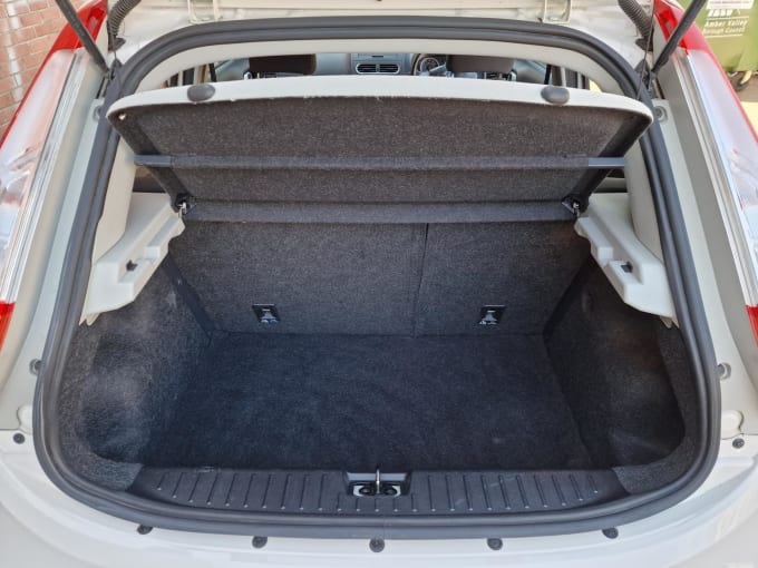 2015 Mg Mg3