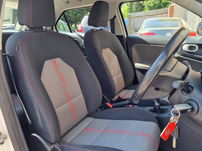 2015 Mg Mg3