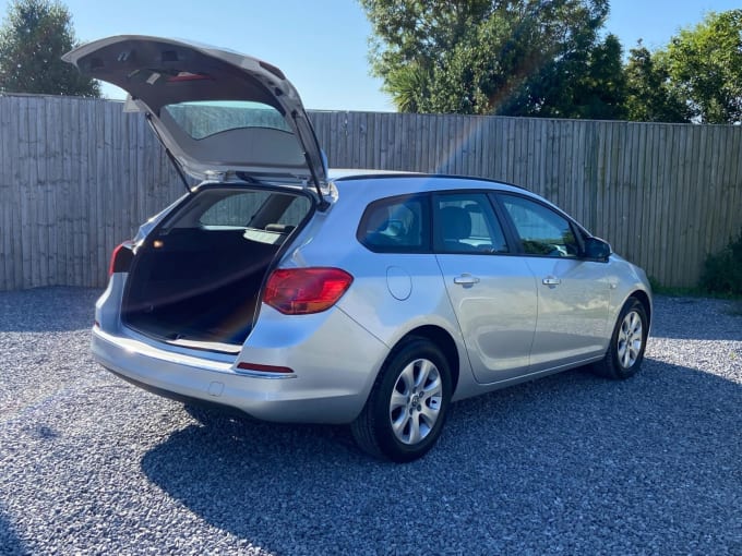 2014 Vauxhall Astra