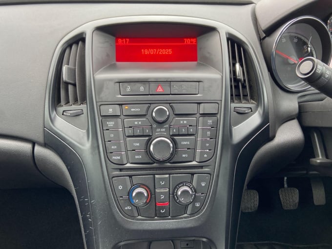 2012 Vauxhall Astra
