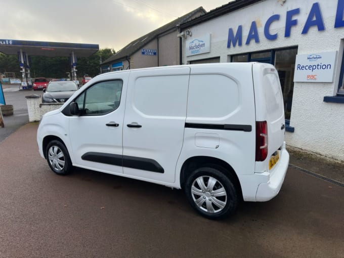 2025 Vauxhall Combo