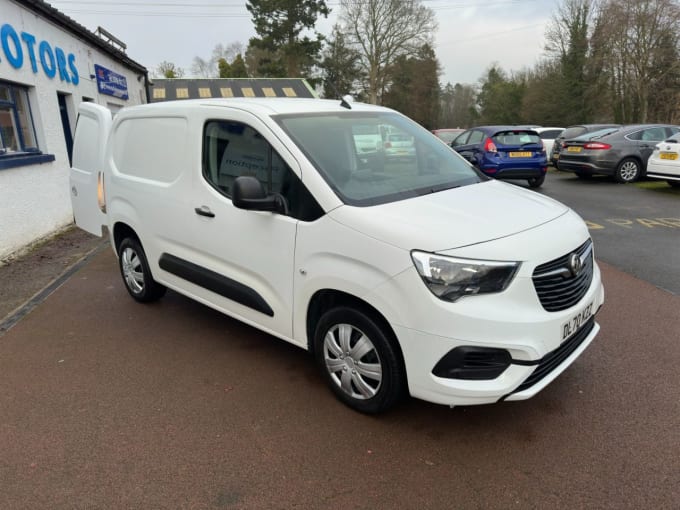 2025 Vauxhall Combo