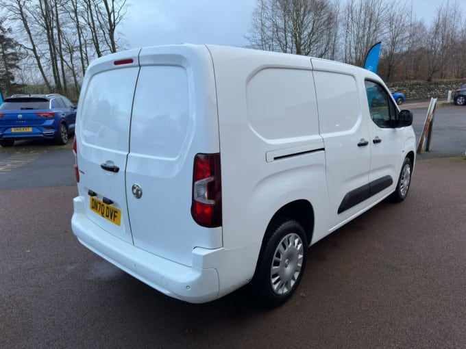 2025 Vauxhall Combo