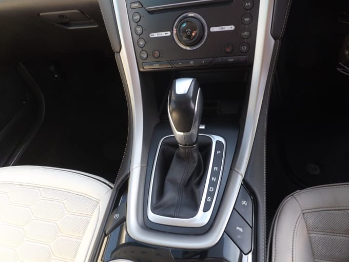 2025 Ford Mondeo