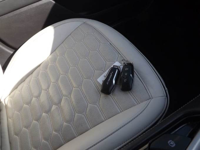 2025 Ford Mondeo