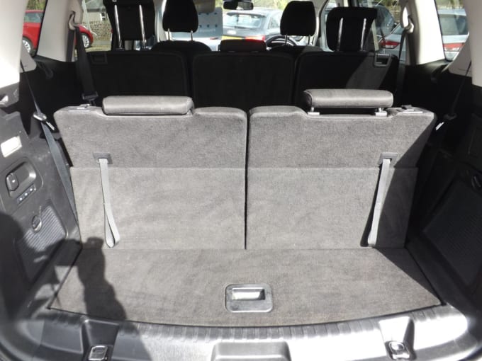 2025 Ford S-max