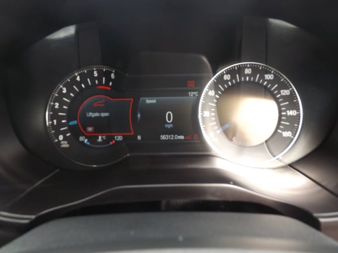 2025 Ford S-max