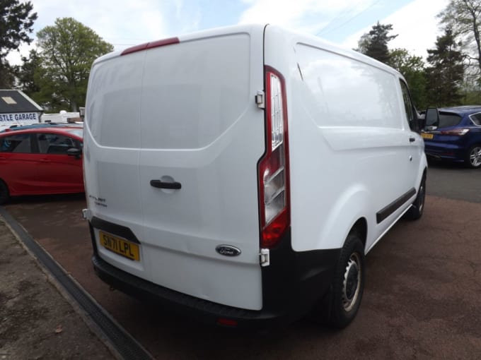 2025 Ford Transit Custom