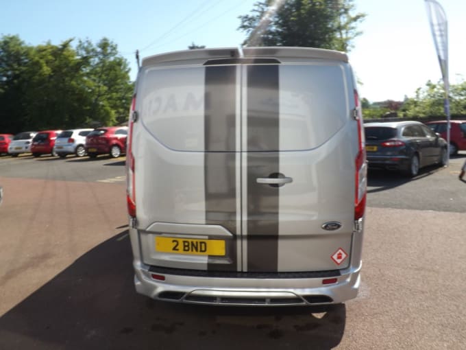 2025 Ford Transit Custom