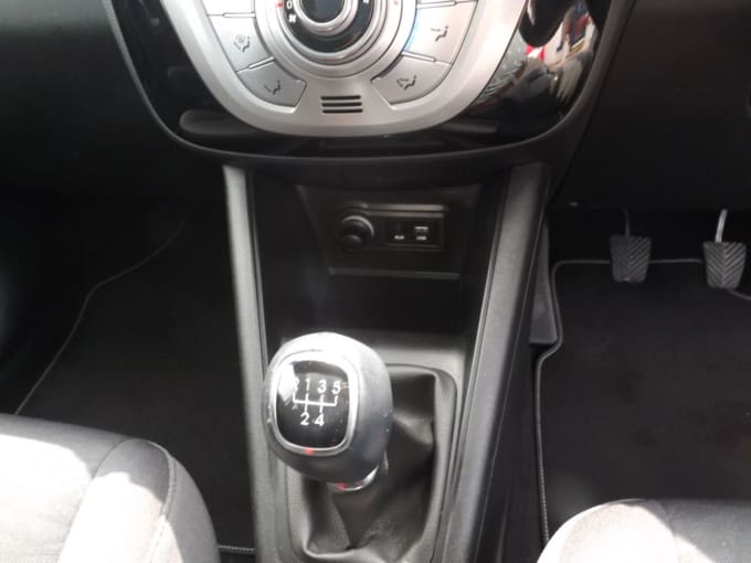 2025 Hyundai Ix20