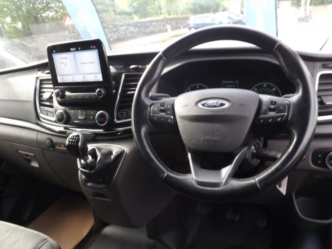 2025 Ford Transit Custom