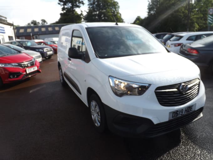 2025 Vauxhall Combo
