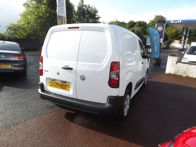 2025 Vauxhall Combo