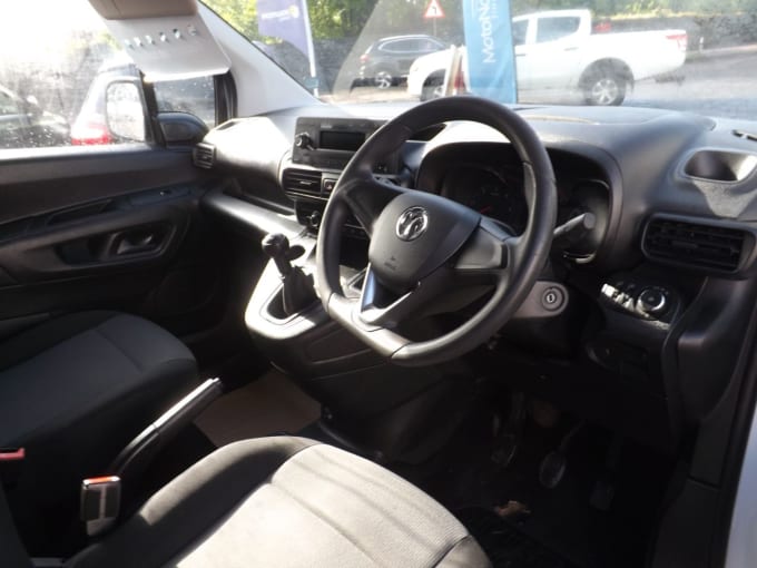 2025 Vauxhall Combo