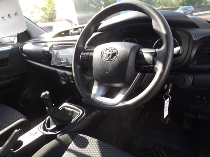 2025 Toyota Hi-lux