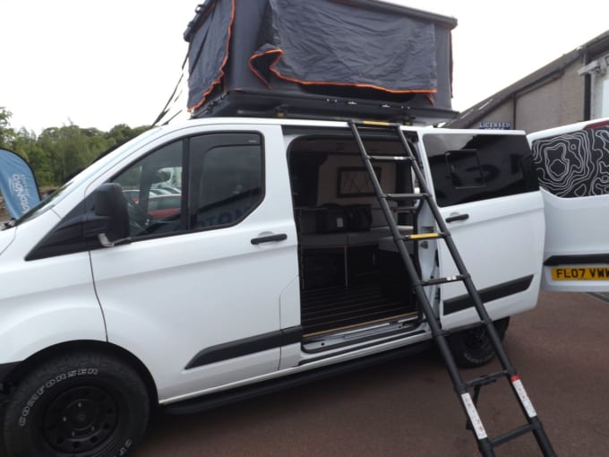 2025 Ford Transit Custom
