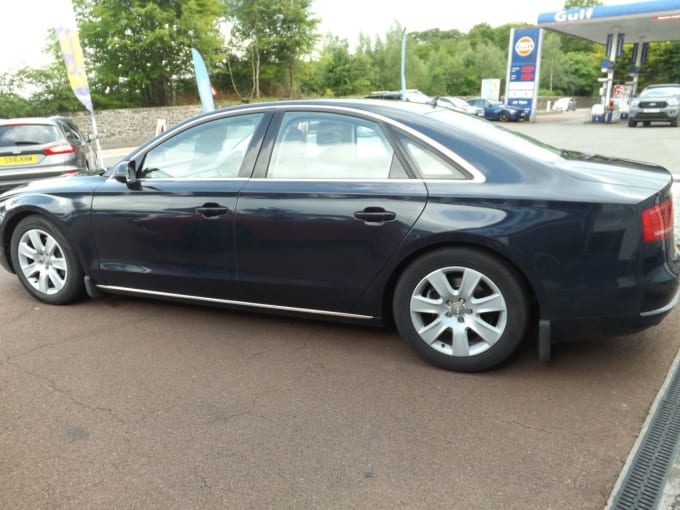 2025 Audi A8