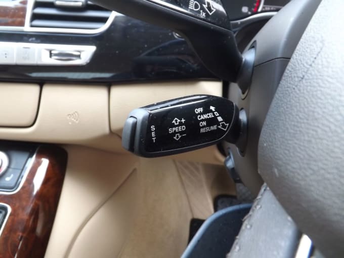 2025 Audi A8