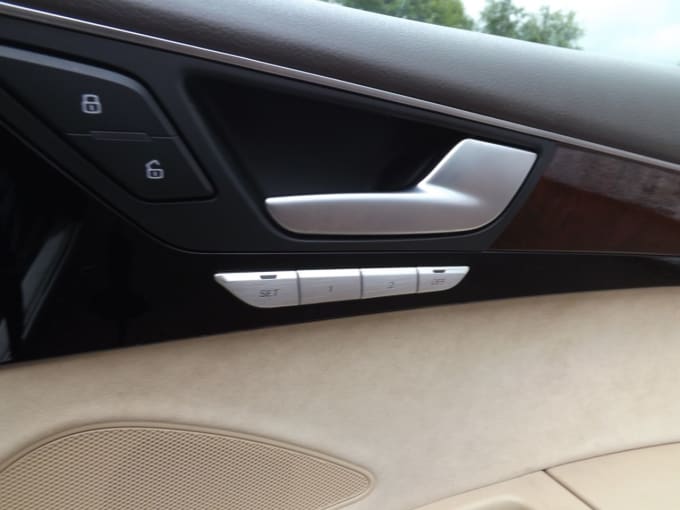 2025 Audi A8