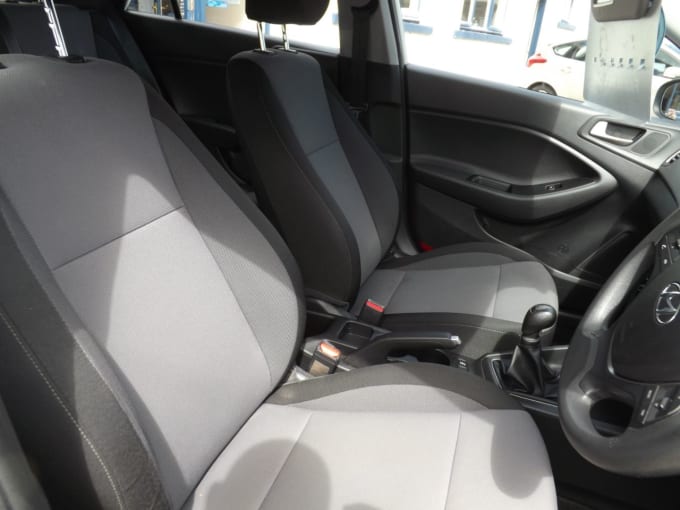 2025 Hyundai I20