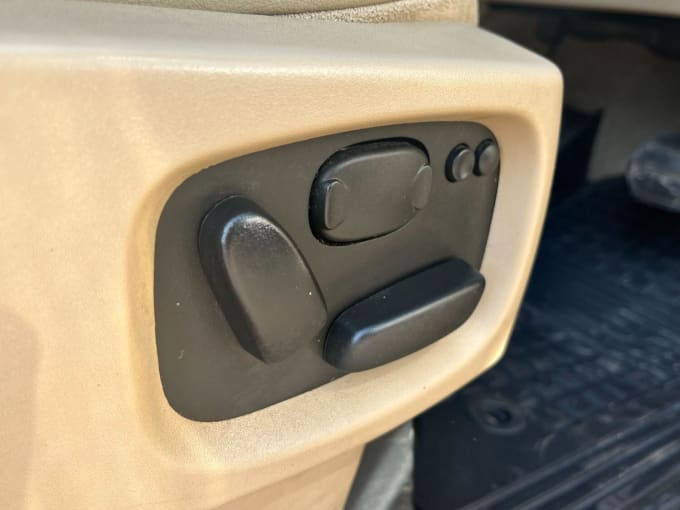 2013 Land Rover Discovery 4