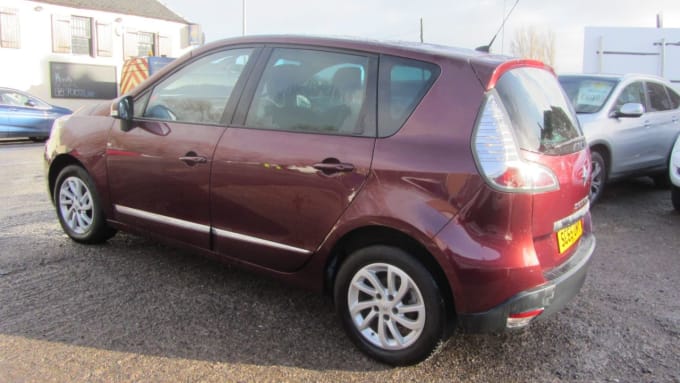 2015 Renault Scenic