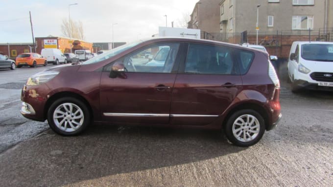 2015 Renault Scenic