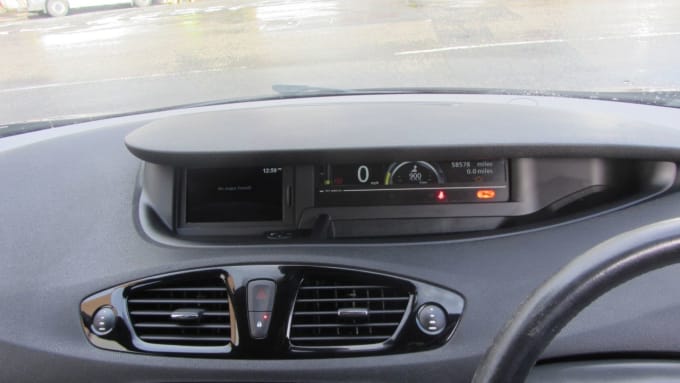 2015 Renault Scenic