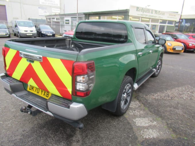 2024 Mitsubishi L200