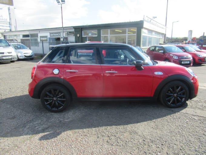 2024 Mini Hatch Cooper