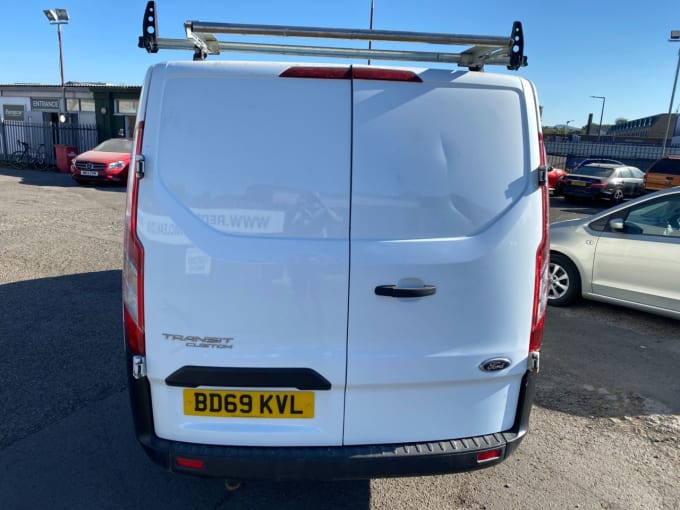 2025 Ford Transit Custom