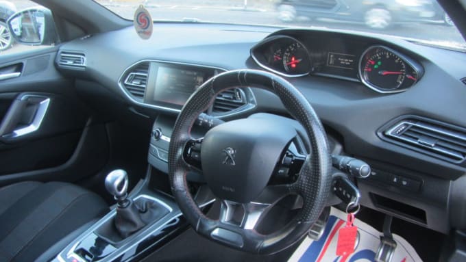 2025 Peugeot 308