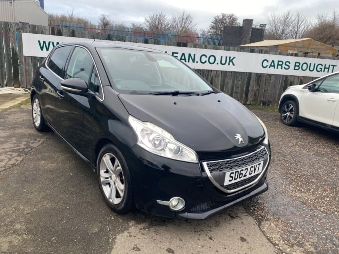 2025 Peugeot 208