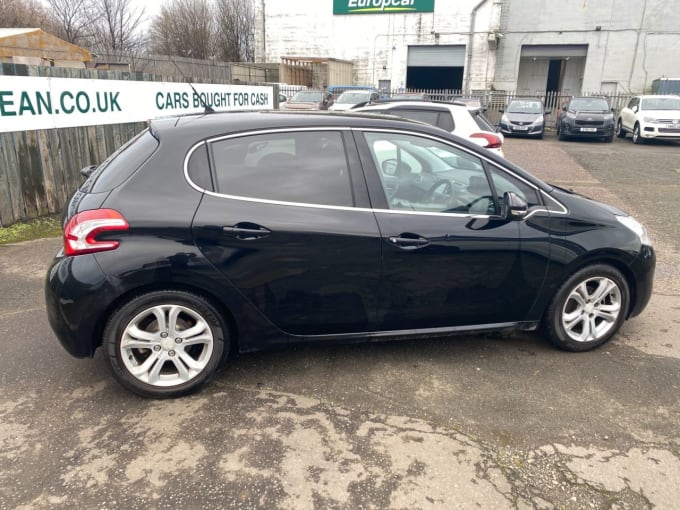 2025 Peugeot 208