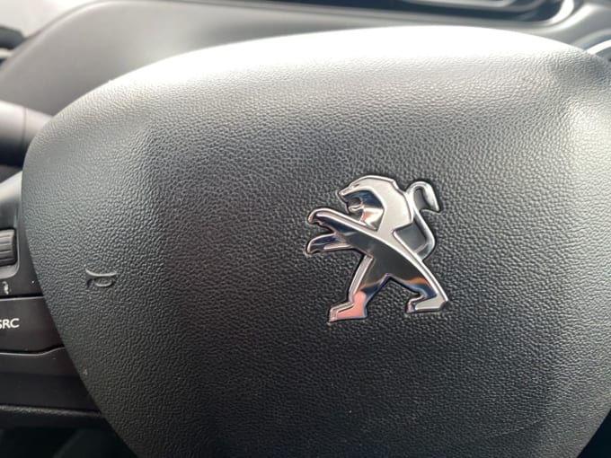 2025 Peugeot 208