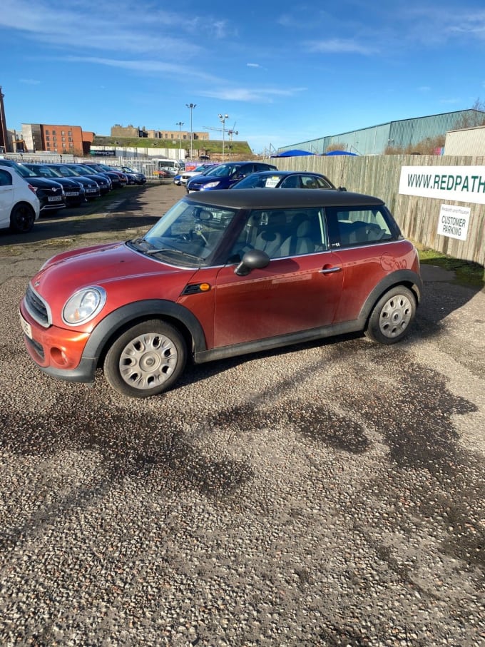 2025 Mini Hatch