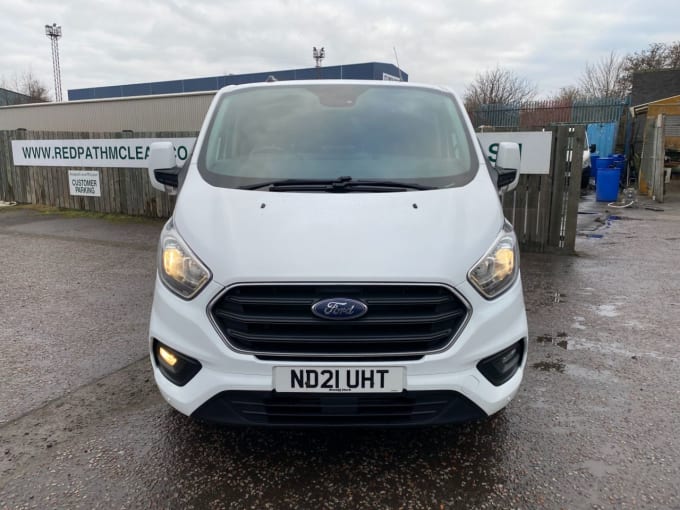 2025 Ford Transit Custom