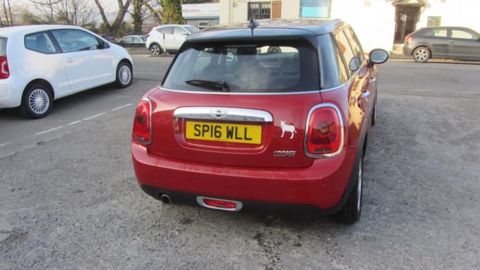 2025 Mini Hatch