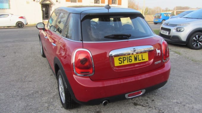 2025 Mini Hatch