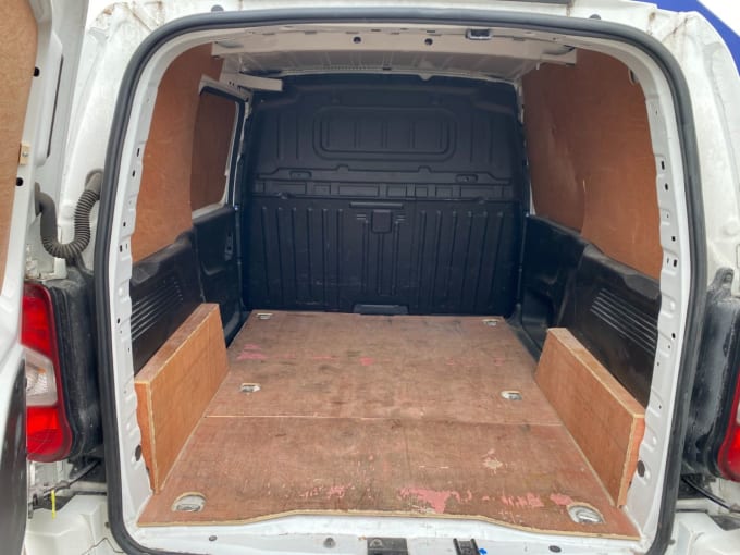 2025 Vauxhall Combo