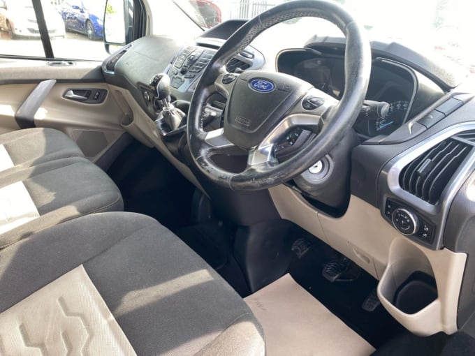 2025 Ford Transit Custom