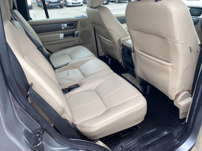 2025 Land Rover Discovery 4