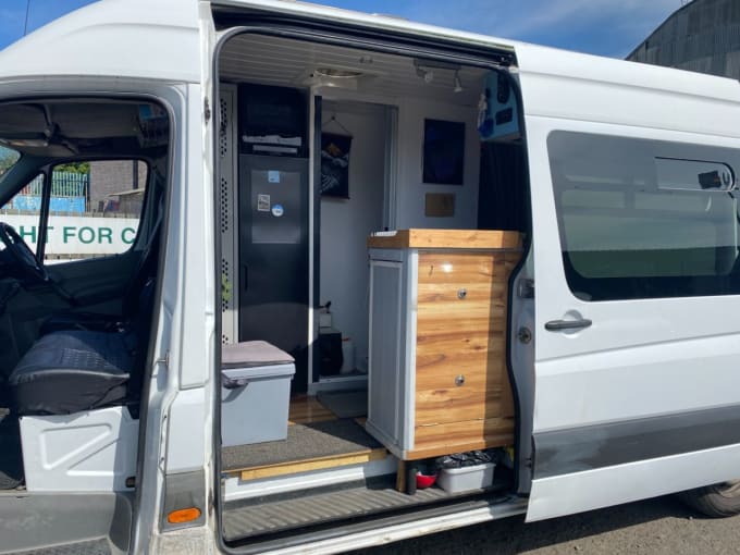 2025 Mercedes-benz Sprinter