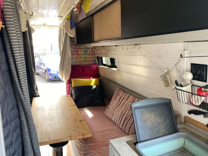 2025 Mercedes-benz Sprinter