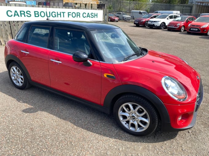 2025 Mini Hatch